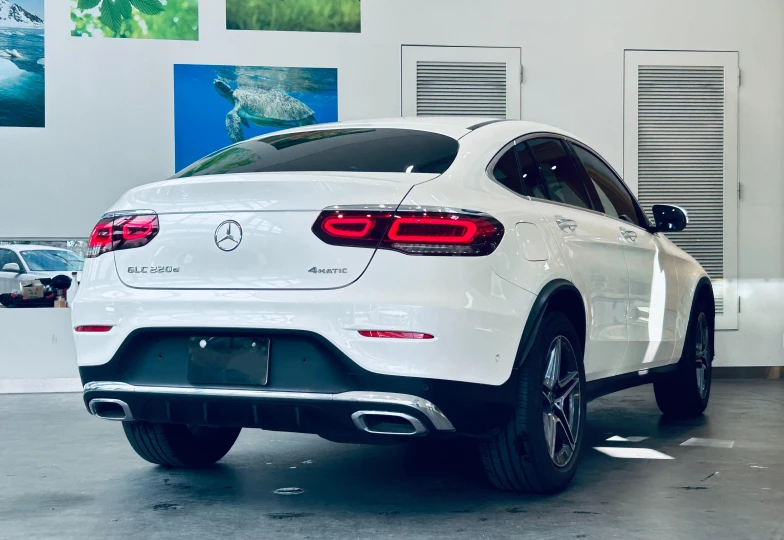 Mercedes GLC-class White