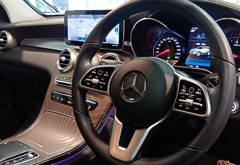 Mercedes GLC-class White