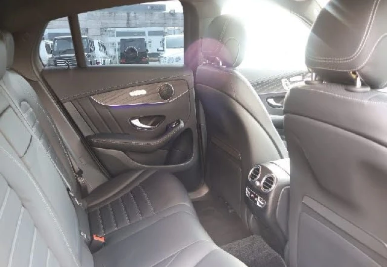 Mercedes GLC-class Red