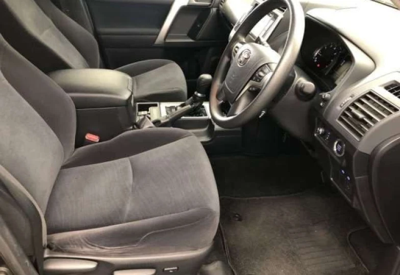 Toyota Land Cruiser Prado Black