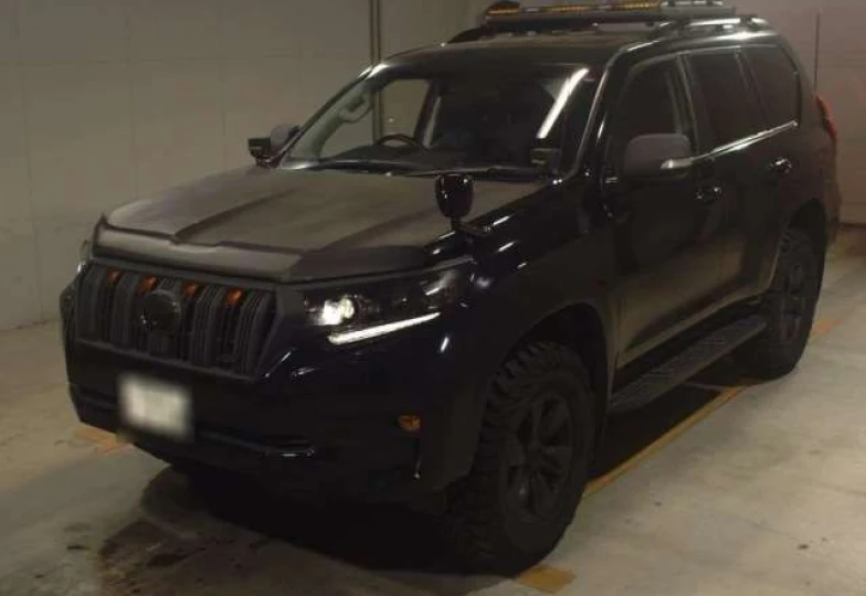 Toyota Land Cruiser Prado Black