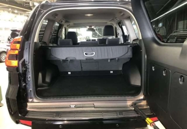 Toyota Land Cruiser Prado Black