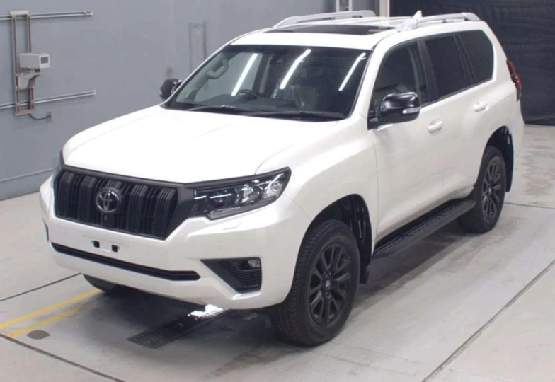 Toyota Land Cruiser Prado White