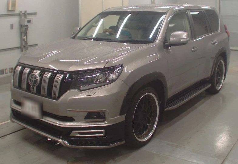 Toyota Land Cruiser Prado Brown