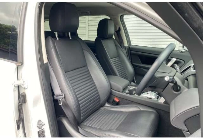 Land Rover Discovery Белый