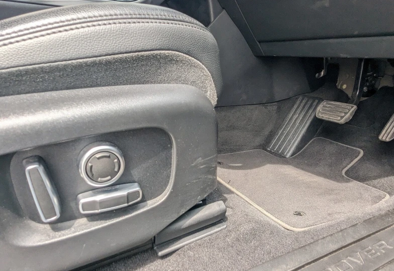 Land Rover Range Rover Black