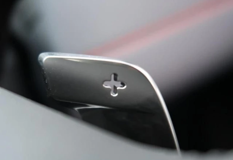 Land Rover Discovery Sport White