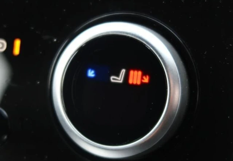 Land Rover Discovery Sport White