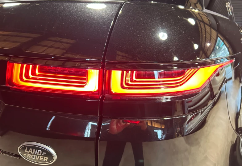 Land Rover Range Rover Black