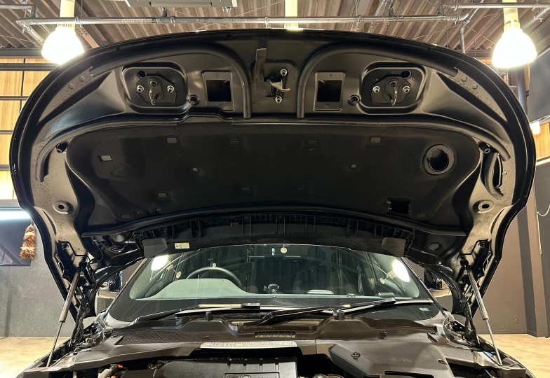 Land Rover Range Rover Black