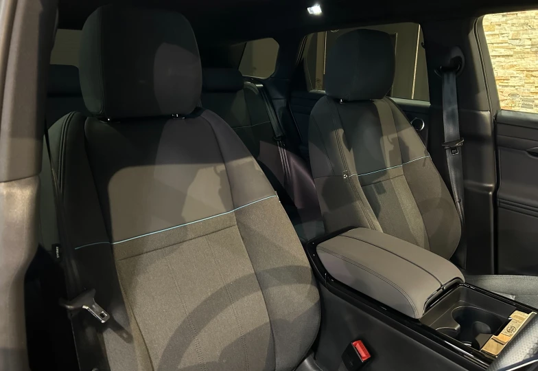 Land Rover Range Rover Black