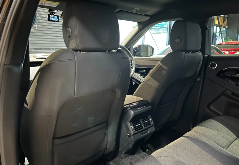 Land Rover Range Rover Black