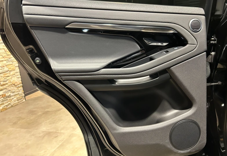 Land Rover Range Rover Black