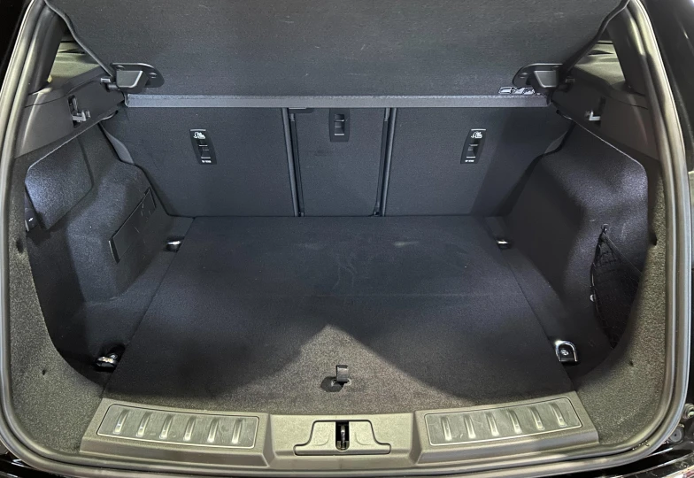 Land Rover Range Rover Black