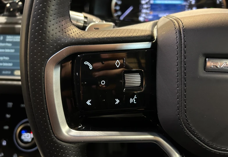 Land Rover Range Rover Black