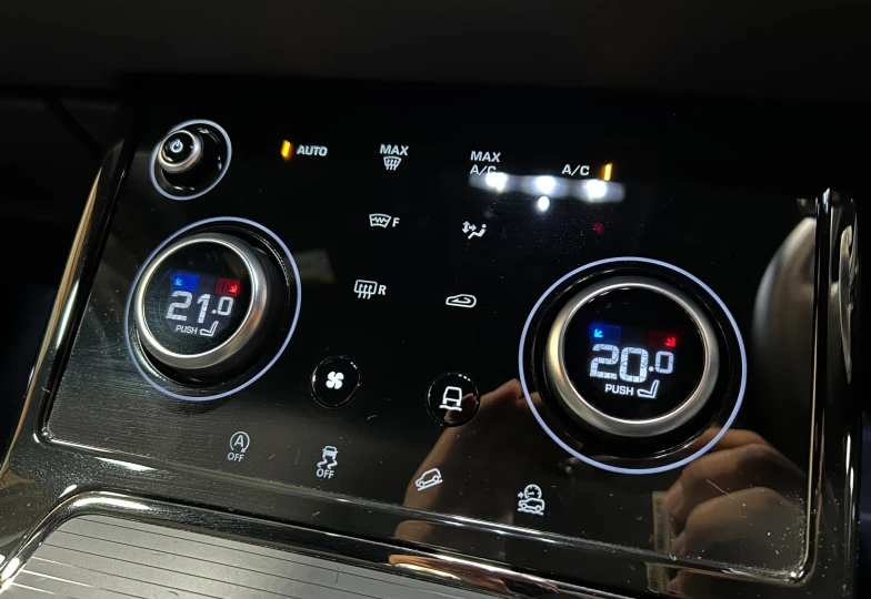 Land Rover Range Rover Black