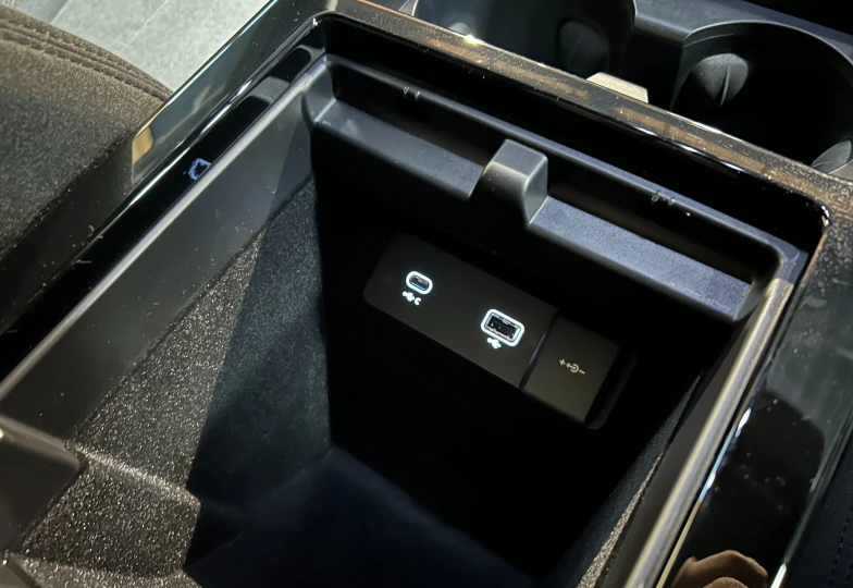 Land Rover Range Rover Black