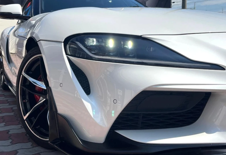 Toyota Supra White