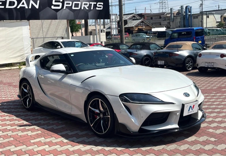 Toyota Supra White