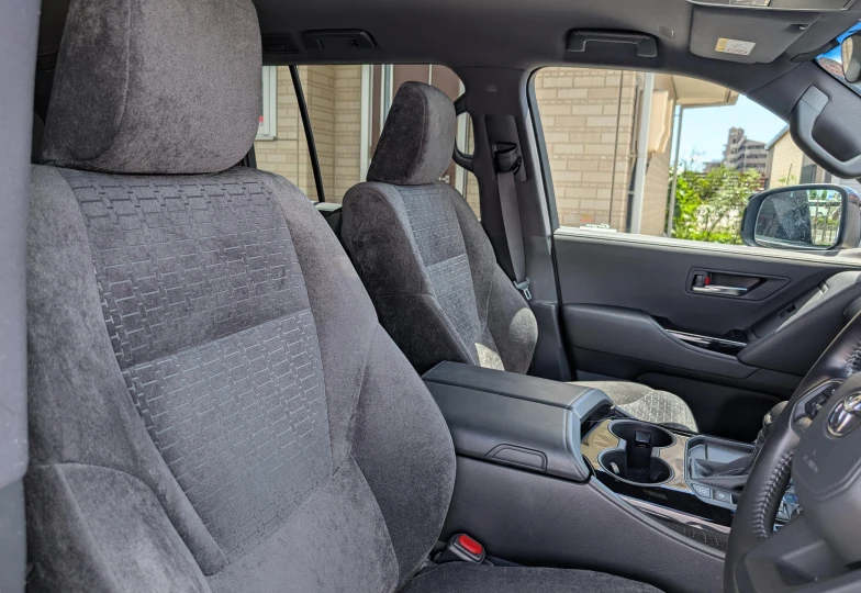 Toyota Land Cruiser 300 Black