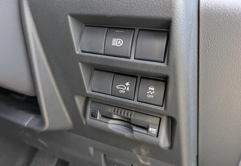 Toyota Land Cruiser 300 Black
