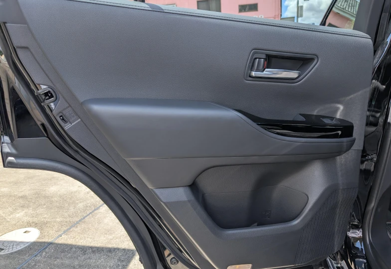 Toyota Land Cruiser 300 Black