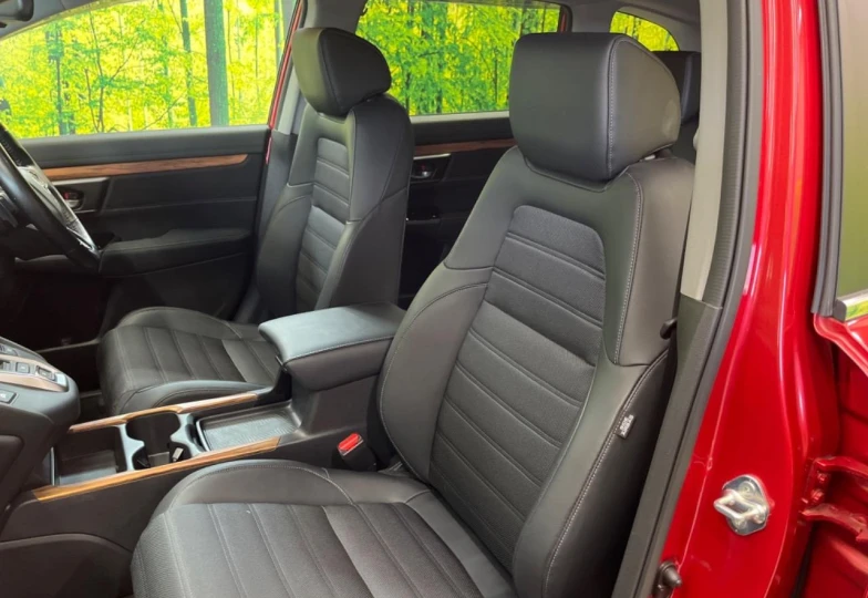 Honda CR-V Red