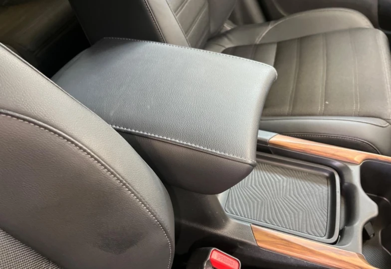 Honda CR-V Red