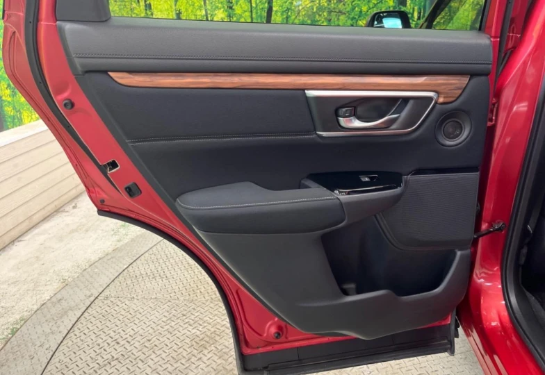 Honda CR-V Red