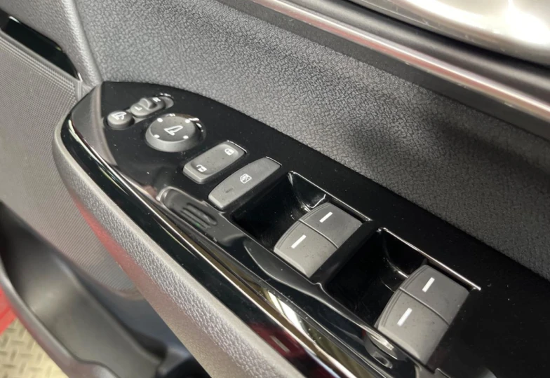 Honda CR-V Red