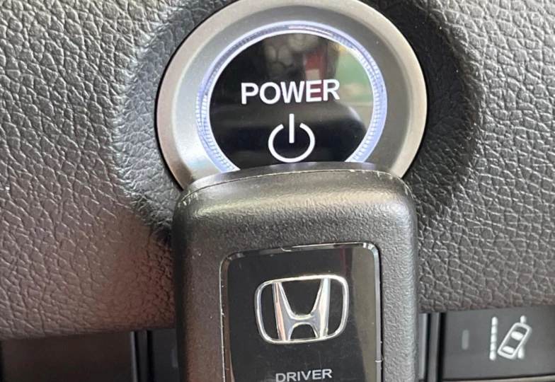 Honda CR-V Red