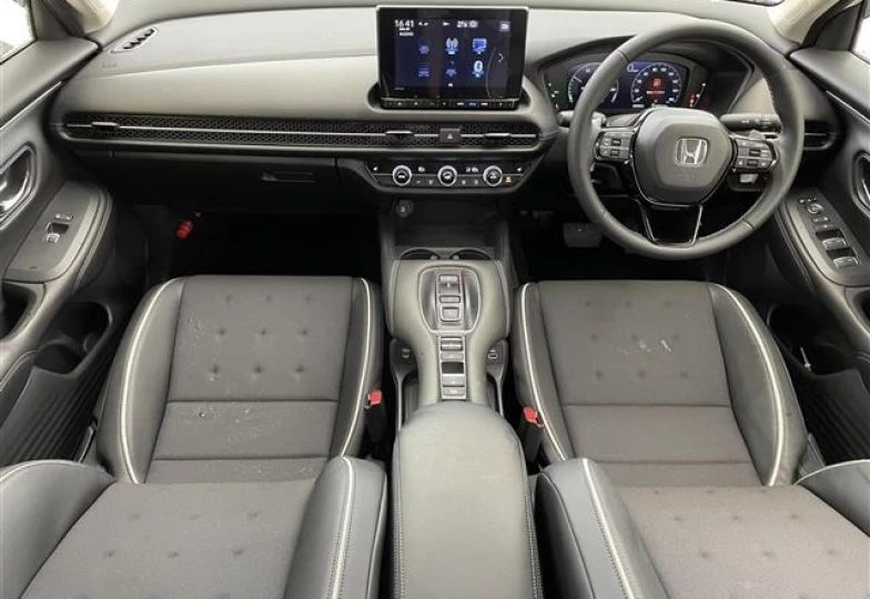 Honda ZR-V White