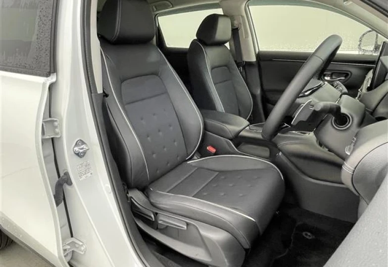 Honda ZR-V White