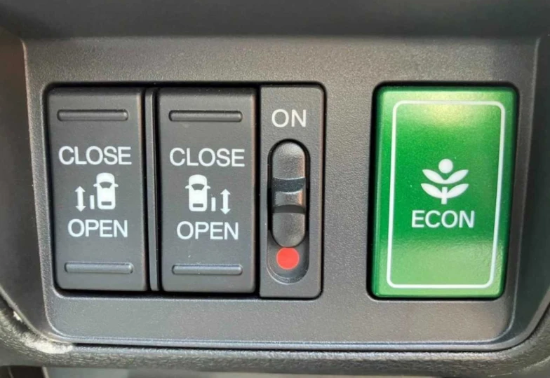 Honda Odyssey White