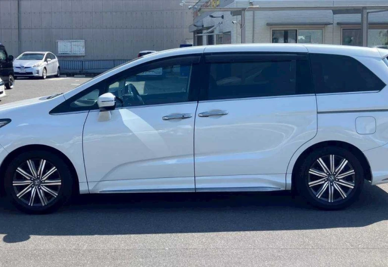 Honda Odyssey White