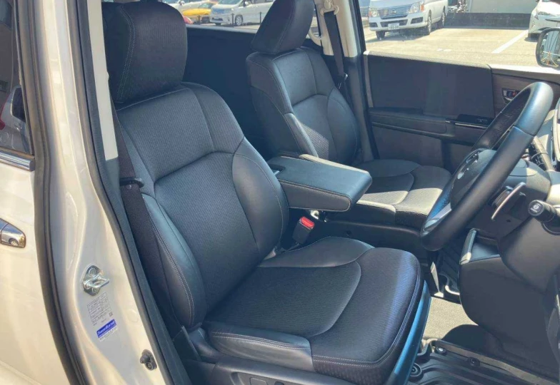 Honda Odyssey White