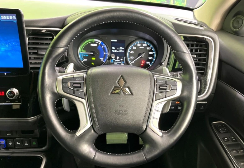Mitsubishi Outlander Black