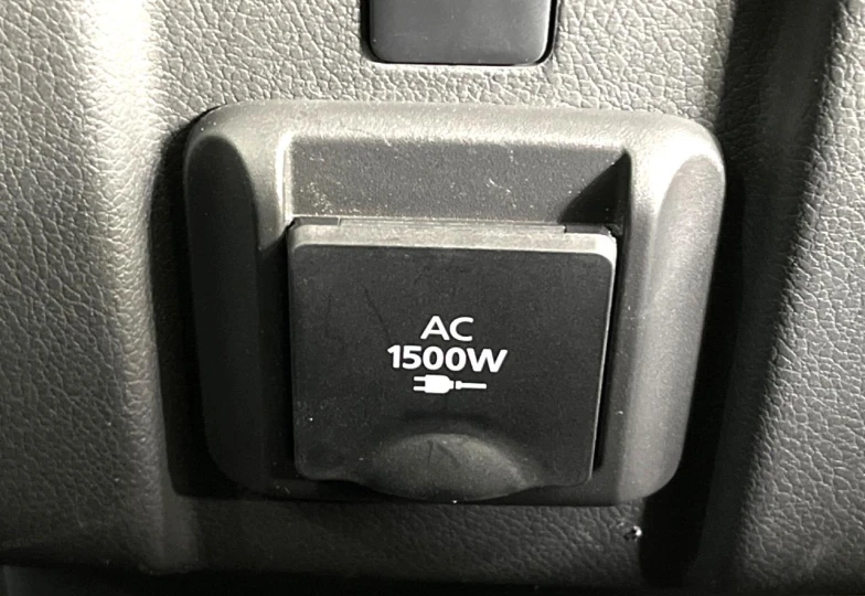 Mitsubishi Outlander Black