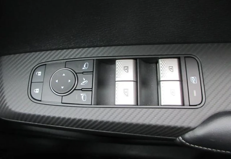 Mitsubishi Outlander Black