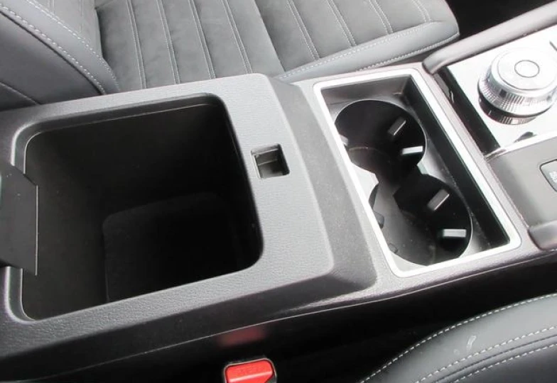 Mitsubishi Outlander Black