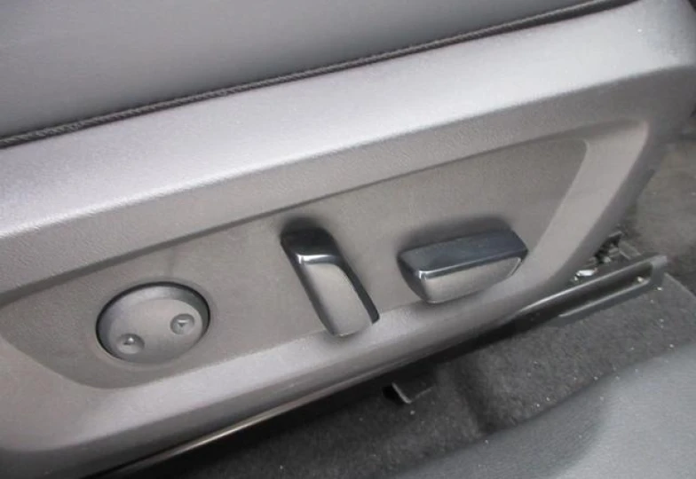Mitsubishi Outlander Black