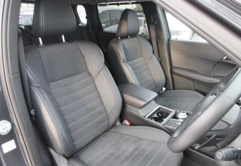 Mitsubishi Outlander Black