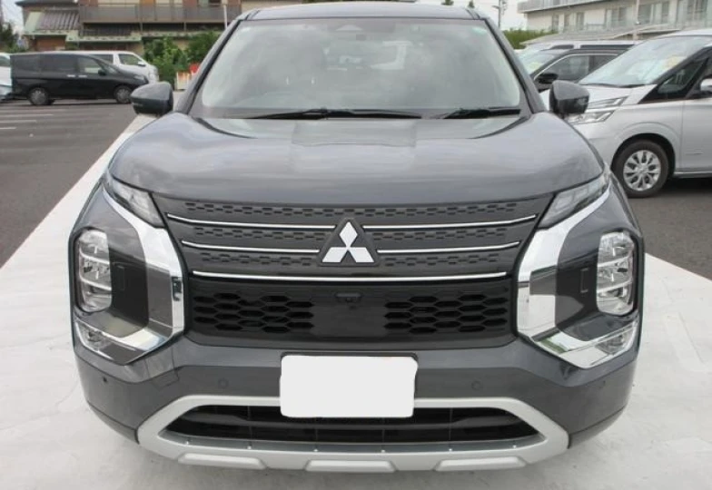 Mitsubishi Outlander Black