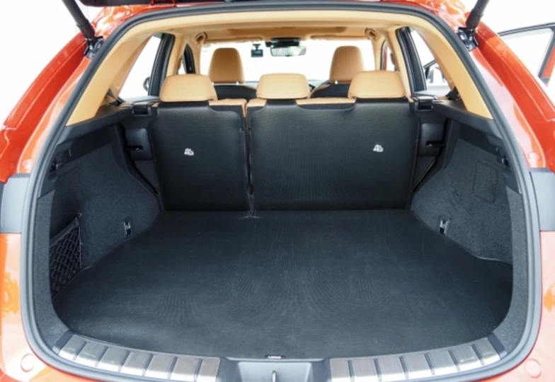 Lexus NX 350h Version L, 2023 - 35