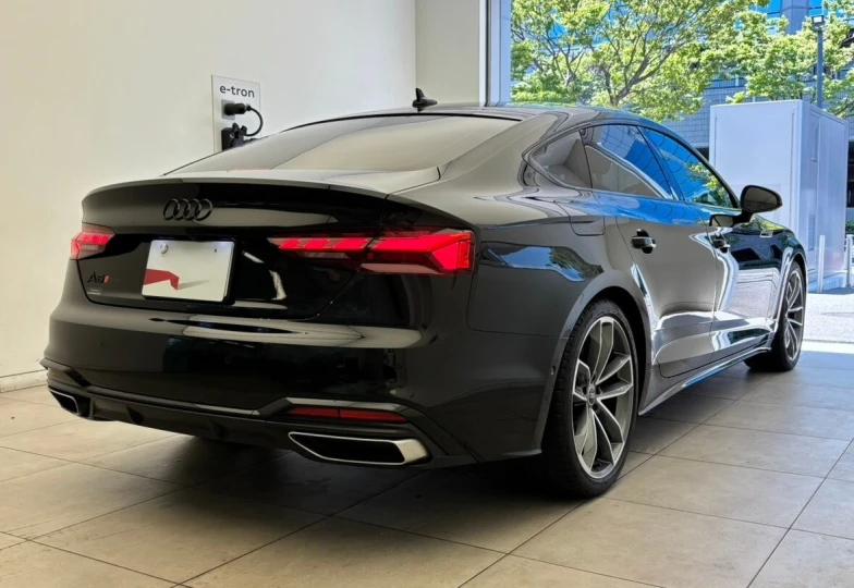 Audi A5 Черный