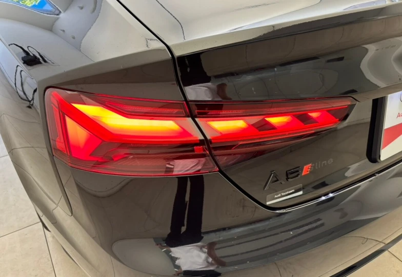 Audi A5 Черный