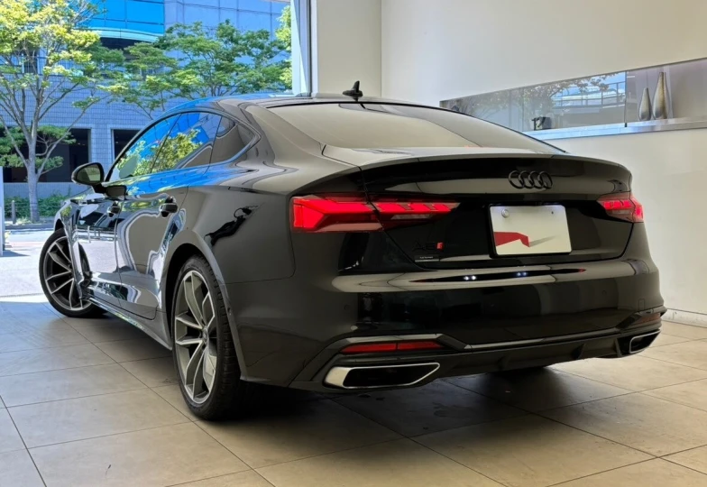 Audi A5 Черный