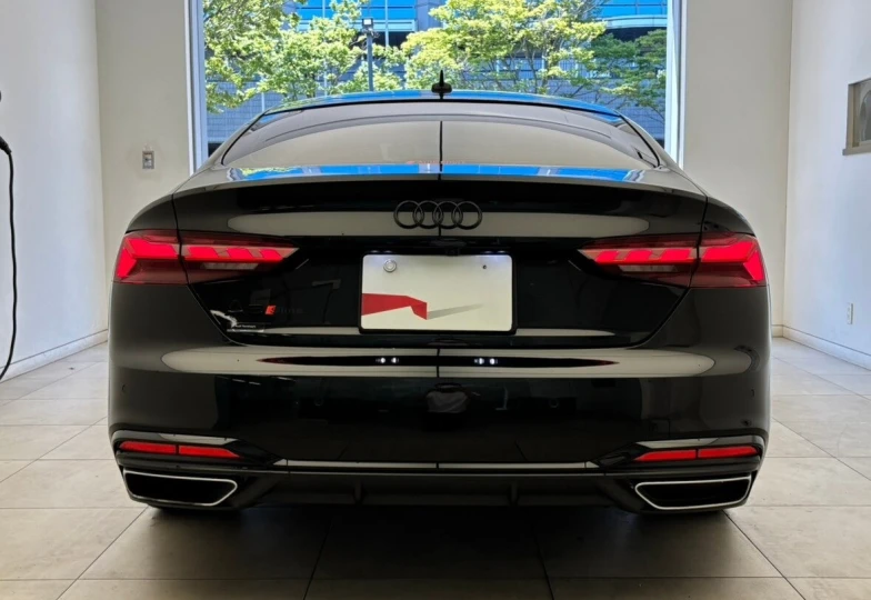 Audi A5 Черный