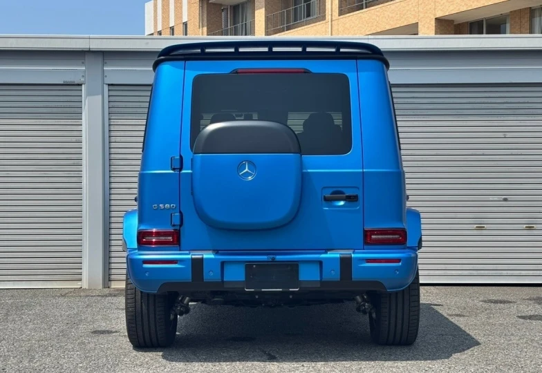Mercedes G-class Blue
