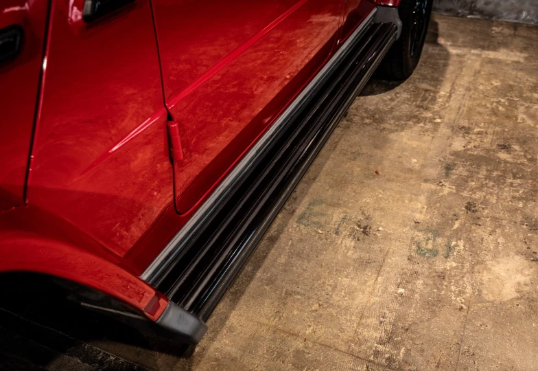 Mercedes G-class Red